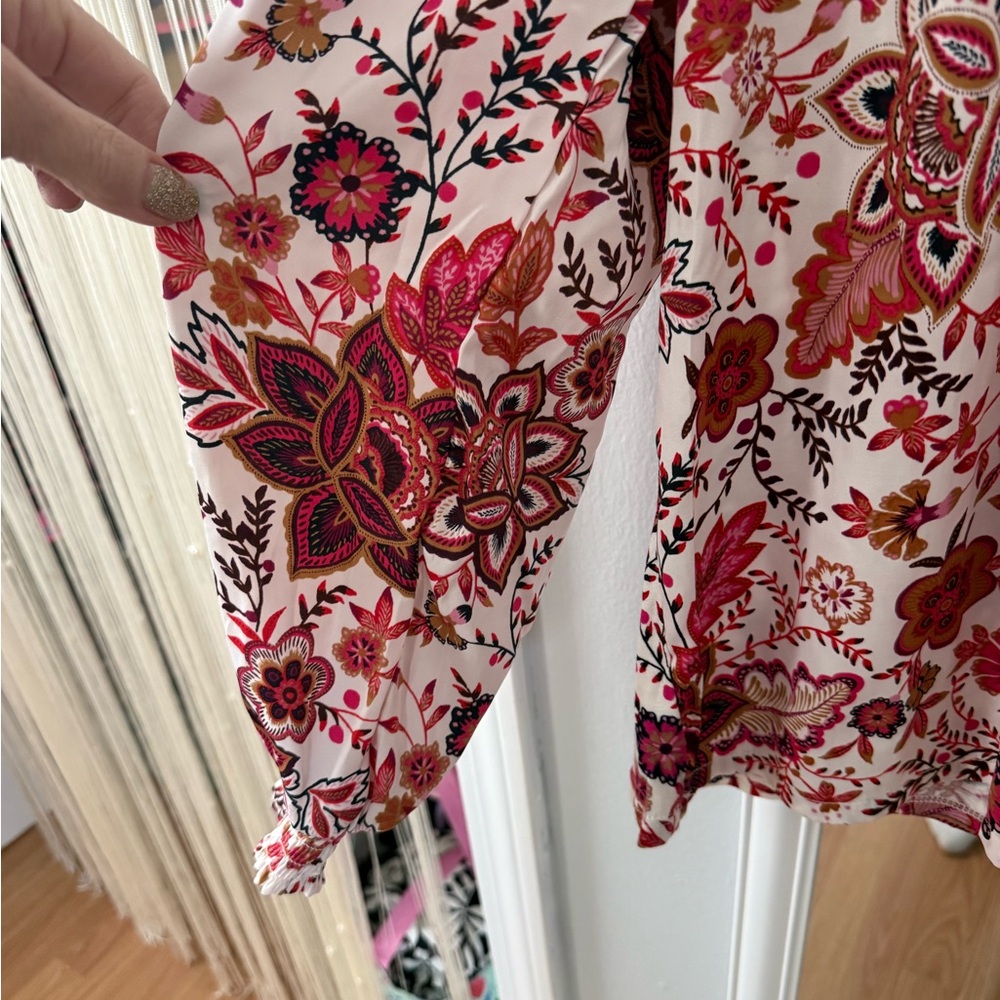 LOFT Multicolor Floral Top - Picture 5 of 5